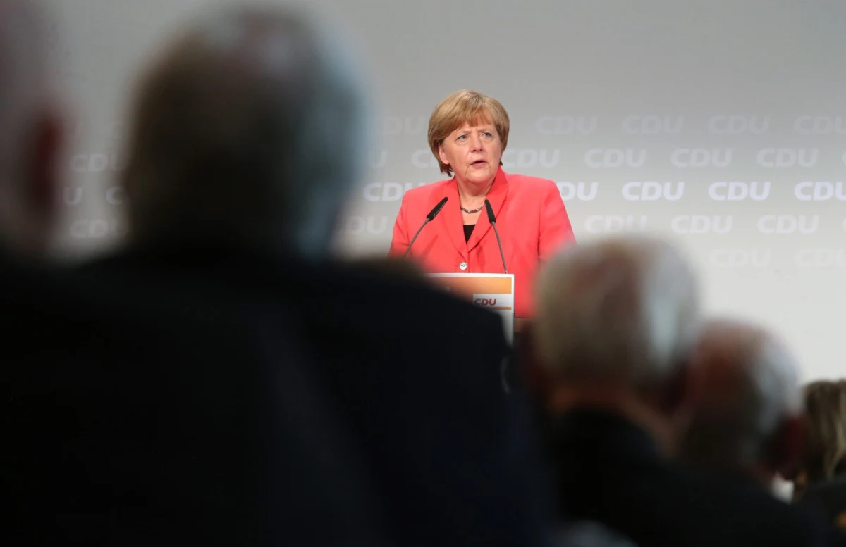 Kanclerz Niemiec Angela Merkel zarzuciła Grecji brak woli do kompromisu, ale zadeklarowała gotowość do dalszych rozmów z Atenami. Wicekanclerz Sigmar Gabriel oskarżył rząd Grecji o kierowanie się ideologią.