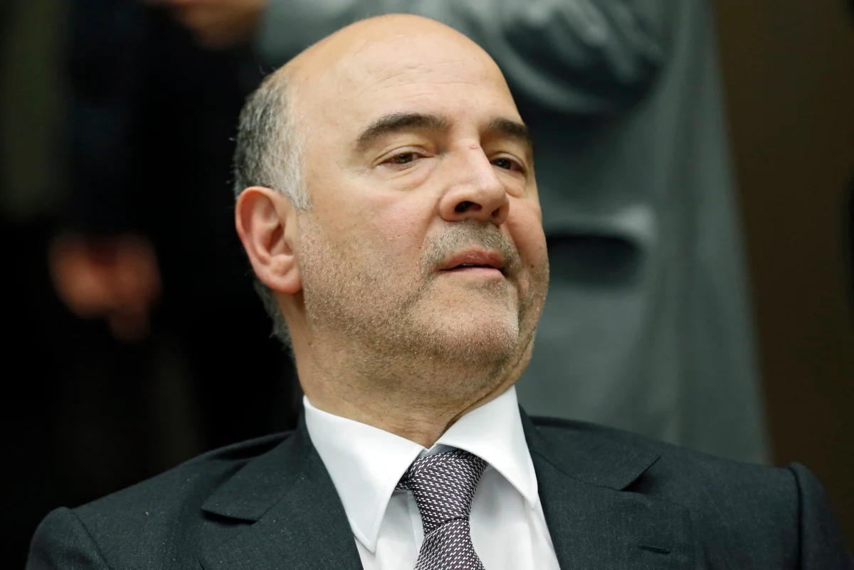 Amerykańska Agencja Bezpieczeństwa Narodowego (NSA) podsłuchiwała rozmowy telefoniczne dwóch ministrów finansów Francji – pisze WikiLeaks. Według portalu NSA zbierała dane dotyczące kontraktów eksportowych Francji oraz rozmów na tematy handlowe i budżetowe.