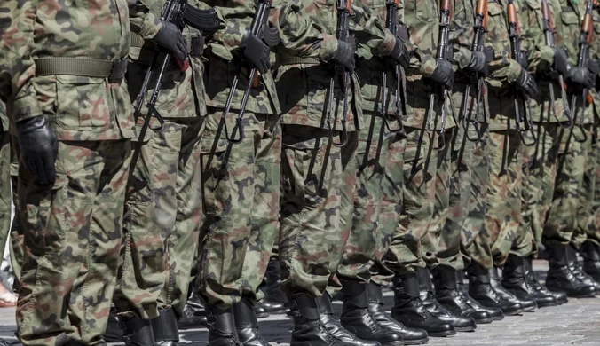 CBA zatrzymało ośmiu żołnierzy. Dawali łapówki, by jechać do Kosowa