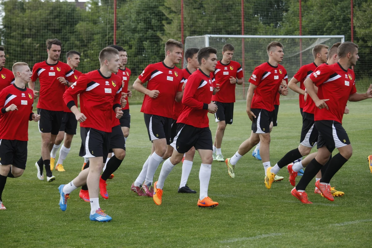 Polscy piłkarze wyruszają na podbój Europy. Wieczorem Jagiellonia Białystok i Śląsk Wrocław zaczynają walkę w eliminacjach Ligi Europejskiej. Awans do kolejnej rundy wydaje się być ich obowiązkiem.