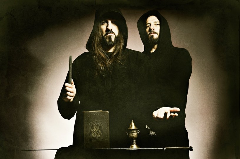 "Lucifer Over Athens" - Grecy z Rotting Christ postanowili wydać pierwszy w swej długoletniej karierze, oficjalny album koncertowy. 