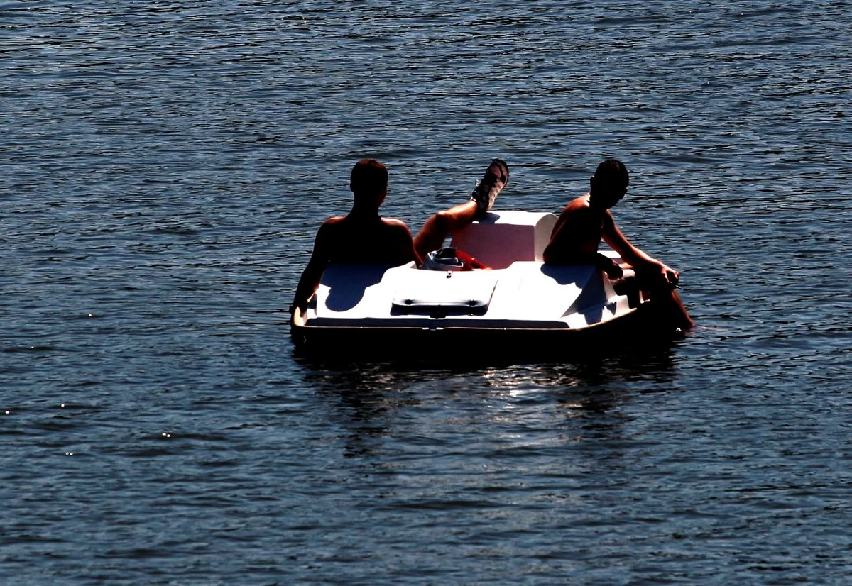 Po kilku godzinach zakończyła się akcja ratunkowa na Jeziorze Barlineckim niedaleko Myśliborza w Zachodniopomorskiem. Służby odnalazły ciało 40-letniego mężczyzny, który wskoczył do wody. Informację o tej akcji dostaliśmy na Gorącą Linię RMF FM. 