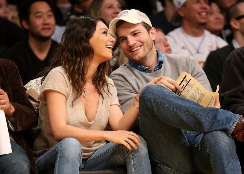 Ashton Kutcher (37) i Mila Kunis (31) są już mężem i żoną. Hollywoodzka para wzięła sekretny ślub podczas Weekendu Niepodległości (3-5 lipca 2015).