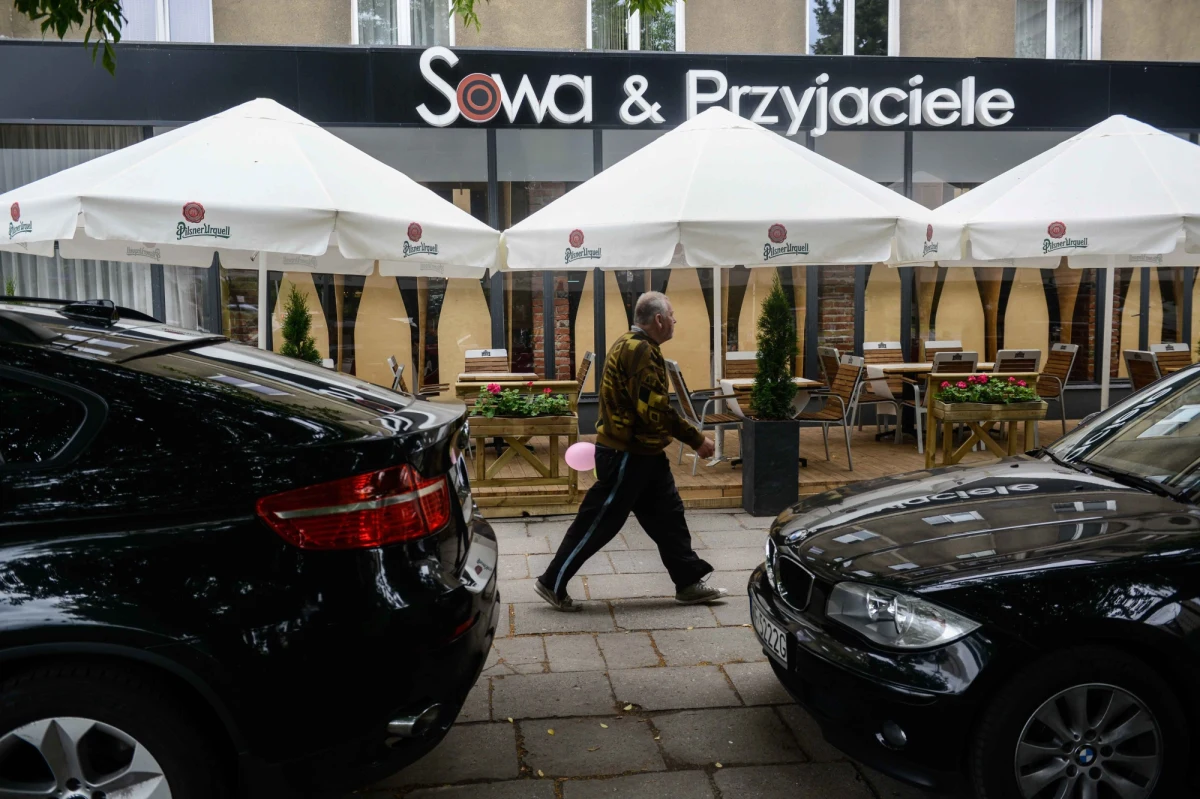 Prokuratura nie zna nagrania podsłuchanej rozmowy Aleksandra Kwaśniewskiego z m.in. Ryszardem Kaliszem w warszawskiej restauracji Sowa i Przyjaciele. Podsłuchane fragmenty przytacza tygodnik "Do Rzeczy". 