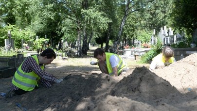 IPN zakończył poszukiwanie ofiar komunizmu na Cmentarzu Bródnowskim