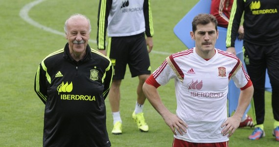 Bramkarz Iker Casillas, który przez 16 sezonów reprezentował barwy Realu Madryt, jest bliski przejścia do FC Porto. Zainteresowanie portugalskiego klubu potwierdził agent piłkarza Carlo Cutropia. Jego zdaniem Hiszpanowi oferta się podoba i chce z niej skorzystać.