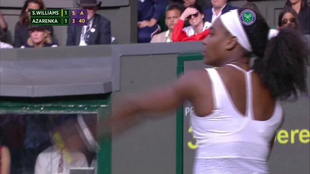Amerykanka Serena Williams (1.) pokonała Białorusinkę Wiktorię Azarenkę (23.) 3:6, 6:2, 6:3 w ćwierćfinale wielkoszlemowego Wimbledonu, który odbywa się na trawiastych kortach w Londynie.