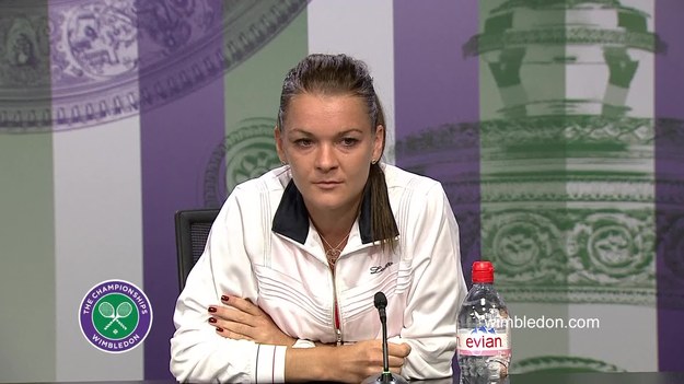 Agnieszka Radwańska odpowiadała na pytania dziennikarzy podczas konferencji prasowej po meczu z Madison Keys w ćwierćfinale wielkoszlemowego Wimbledonu, który Polka wygrała 7:6 (7-3), 3:6, 6:3.