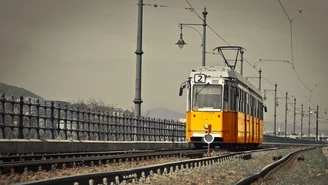 Bydgoszcz: Brutalne pobicie 72-latka. Pasażerowie nie reagowali