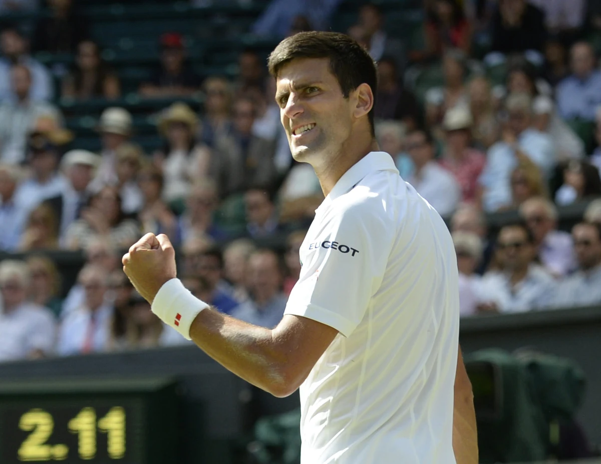 Broniący tytułu Serb Novak Djoković został pierwszym finalistą wielkoszlemowego turnieju tenisowego w Wimbledonie. W półfinale pokonał Francuza Richarda Gasqueta 7:6 (7-2), 6:4, 6:4.