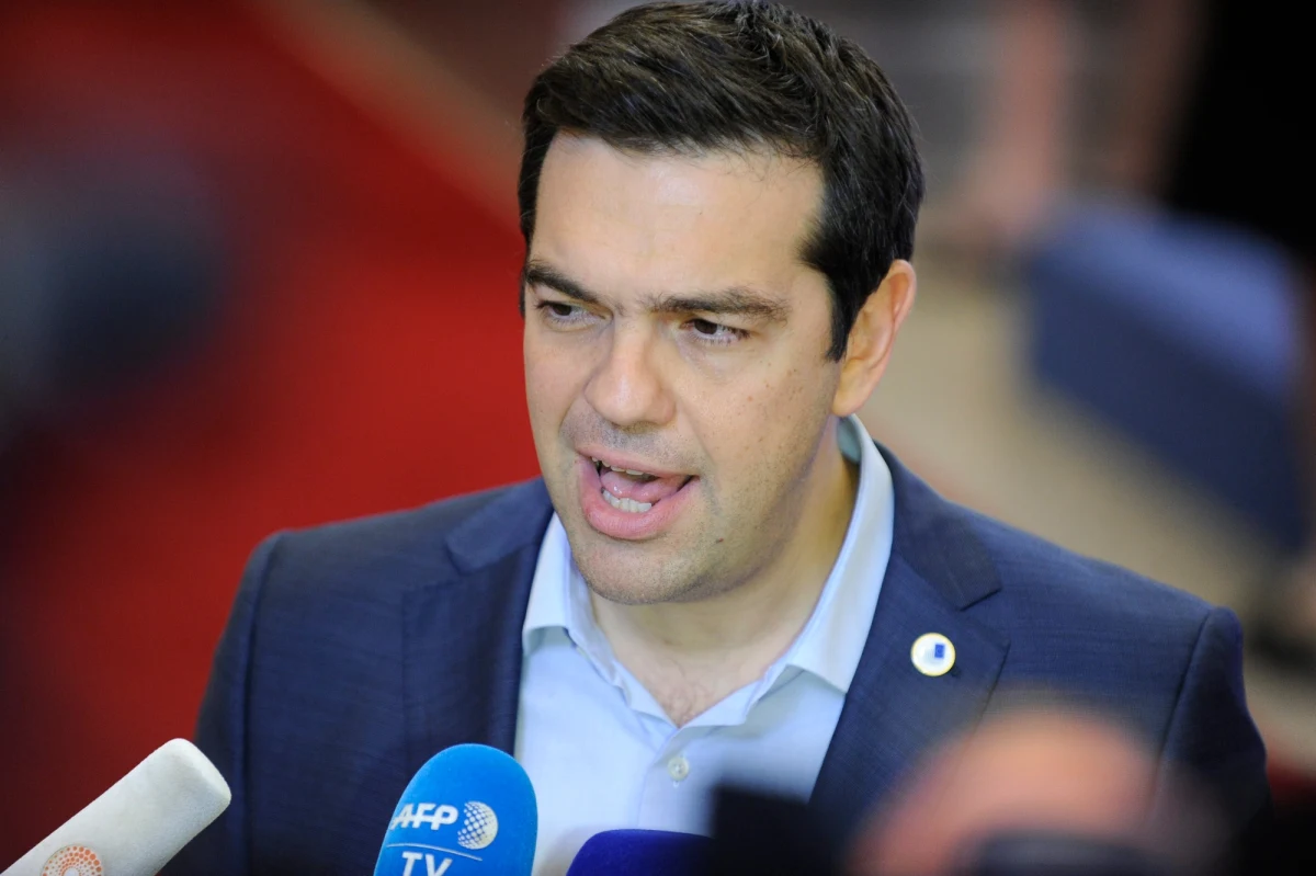 Grecja toczyła przez ostatnie miesiące "ciężką walkę", by uzyskać porozumienie o pomocy finansowej, które pomoże jej stanąć na nogi - podkreślał premier Aleksis Cipras po osiągnięciu porozumienia podczas szczytu państw strefy euro. Zgodziły się one rozpocząć rozmowy o nowym pakiecie pomocy dla Aten w zamian za trudne reformy. Kłopot w tym, że Cipras obiecywał rodakom koniec polityki zaciskania pasa.