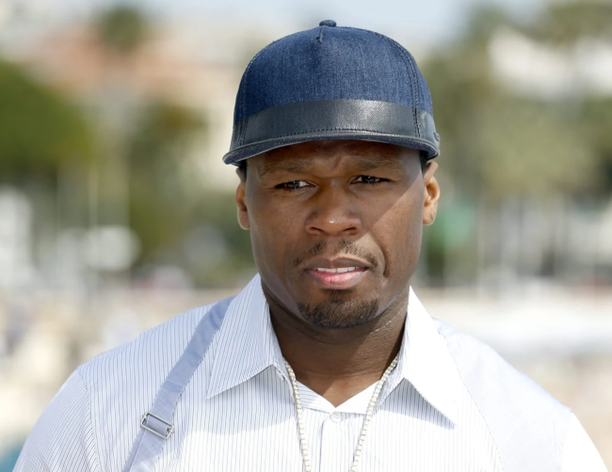 50 Cent, znany amerykański raper oraz producent muzyczny złożył w poniedziałek wniosek o ogłoszenie upadłości. Gwiazdor przegrał kilka dni temu sądową sprawę i musi zapłacić 5 milionów dolarów odszkodowania. 