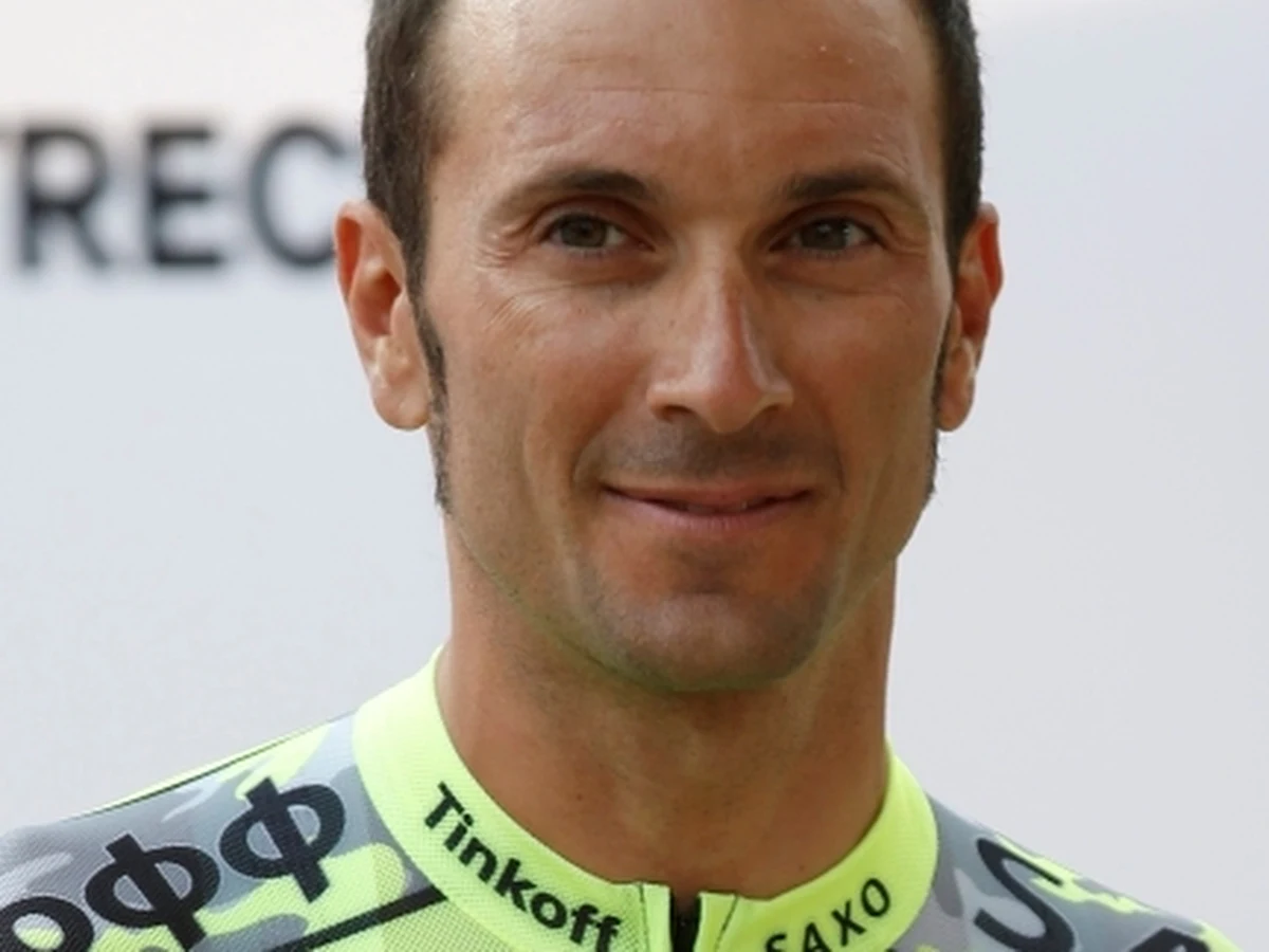 Włoski kolarz Ivan Basso, który wycofał się wczoraj z wyścigu Tour de France po otrzymaniu informacji, że jest chory na raka jąder, już jutro będzie operowany. Zabieg zostanie przeprowadzony w klinice urologicznej w Mediolanie.