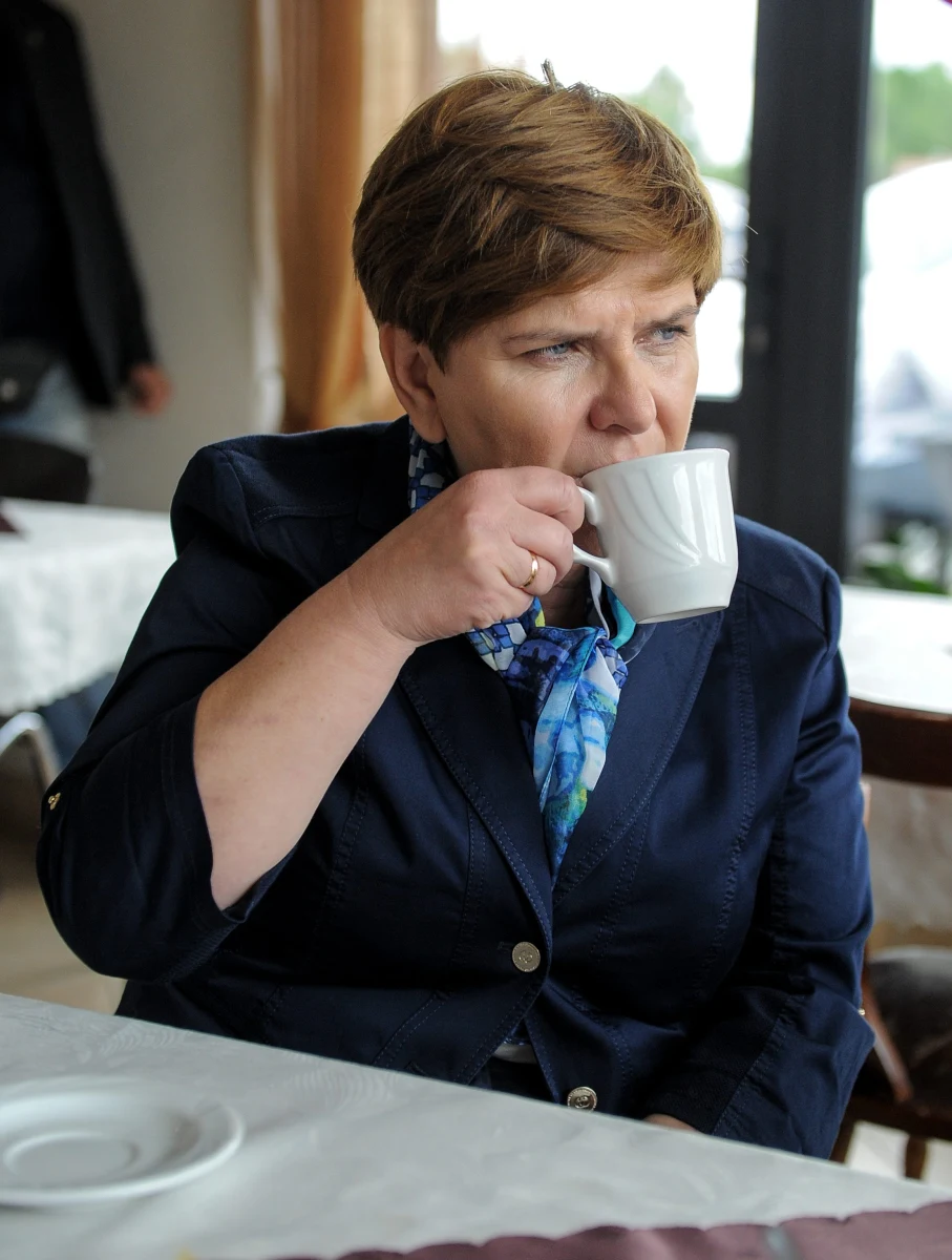 Gdyby wybory parlamentarne odbyły się w lipcu, wygrałoby je Prawo i Sprawiedliwość – wynika z sondażu pracowni Estymator dla „Newsweeka”. Partia Jarosława Kaczyńskiego ma (wraz z Solidarną Polską oraz Polską Razem) poparcie na poziomie 43 procent. 