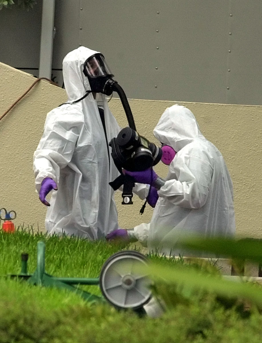 53-letni mężczyzna z wioski Młada Gwardia, niedaleko bułgarskiego czarnomorskiego portu Warna, zmarł na skutek zarażenia się wąglikiem - poinformowało ministerstwo zdrowia. Mężczyzna zaraził się od chorej krowy, której mięso kilka dni wcześniej sprzedał.