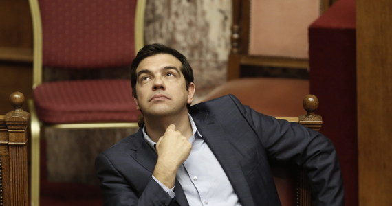 Po wielogodzinnej debacie grecki parlament przyjął drugi pakiet ustaw wymaganych przez międzynarodowych wierzycieli jako warunek rozpoczęcia rozmów o wielomiliardowym pakiecie ratunkowym dla Aten. Przeciw głosowało wielu członków rządzącej Syrizy.
