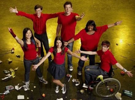 Zdjęcie ilustracyjne Glee odcinek 1 "Przegrana"