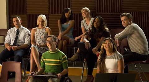 Zdjęcie ilustracyjne Glee odcinek 2 "Powrót do domu"