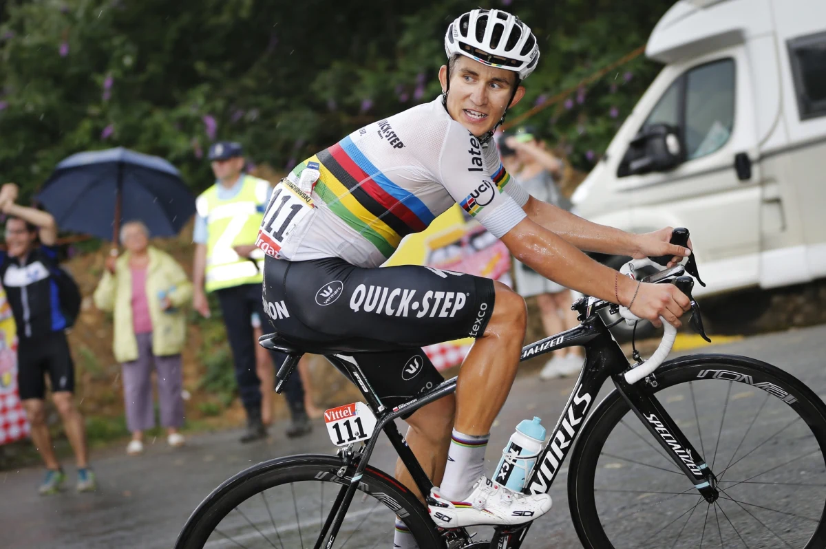 16 Polaków pojedzie w tym roku w peletonie Tour de Pologne. Wydaje się, że dawno biało-czerwoni nie stanowili aż tak mocnej grupy. Jeżeli wszystko pójdzie zgodnie z planem, kilku z nich powinno ukończyć wyścig w czołowej dziesiątce.