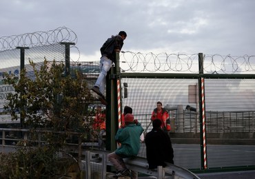 Francuscy posłowie chcą odesłać imigrantów z Calais do Wielkiej Brytanii