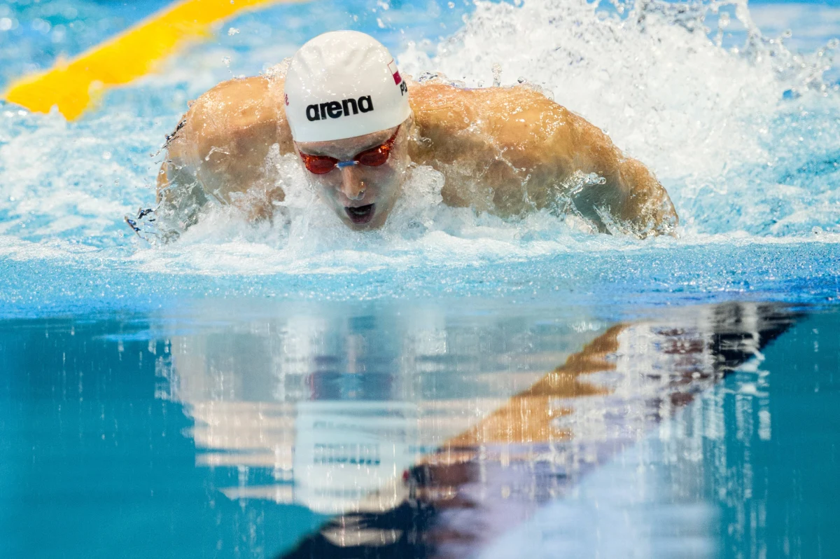 Konrad Czerniak zdobył brązowy medal pływackich mistrzostw świata w Kazaniu. Polak, ex aequo z Węgrem Laszlo Csehem, zajęli trzecie miejsce w rywalizacji na 50 metrów stylem motylkowym.