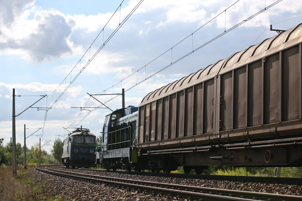 Kolejowa komisja bada dlaczego w Krośnie Odrzańskim dwa pociągi znalazły się na jednym torze. O tym zdarzeniu poinformowaliście nas na Gorącą Linię RMF FM.