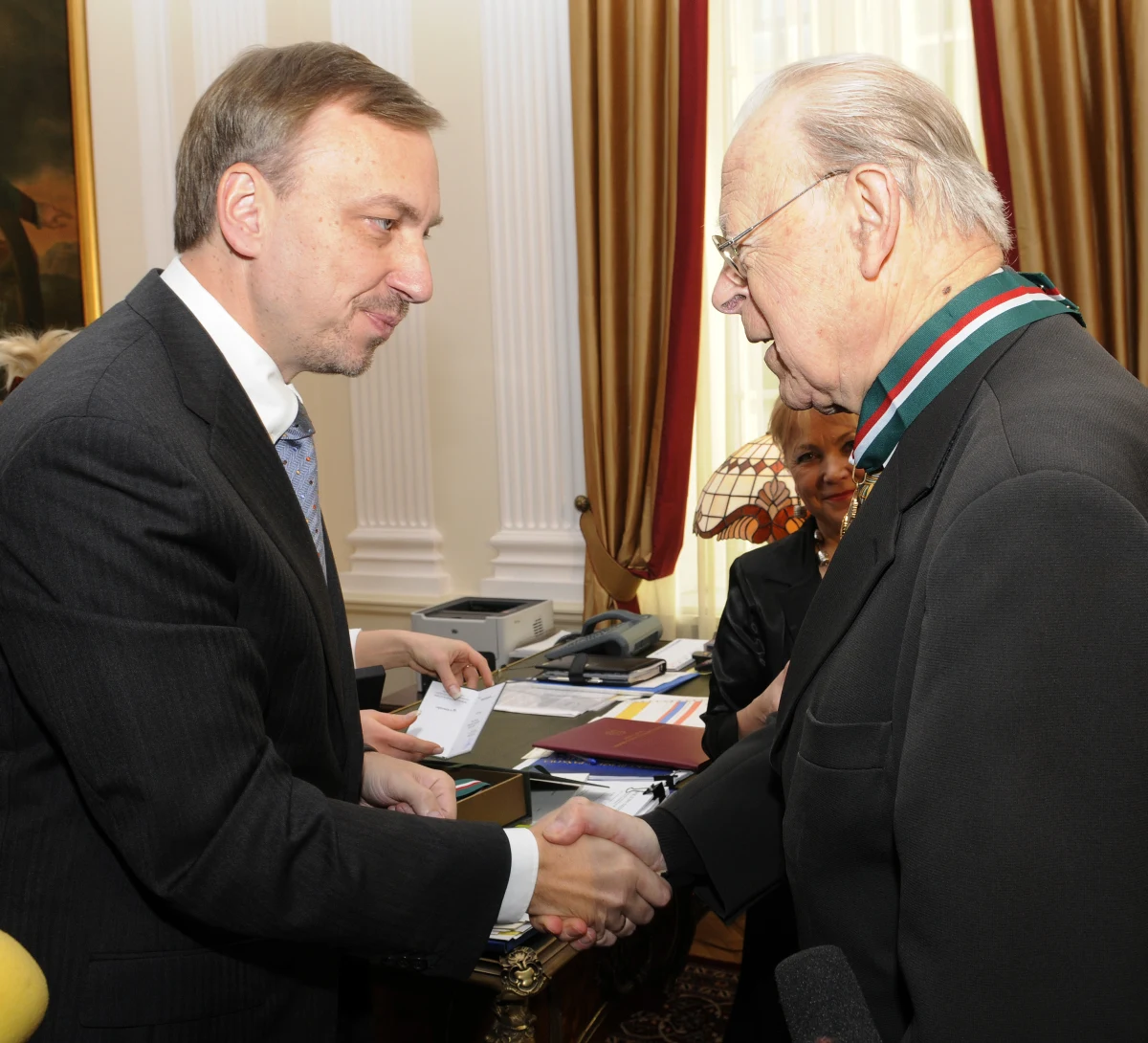 Nestor polskiej krytyki filmowej i historyk filmu Jerzy Płażewski, związany na przestrzeni lat m.in. z "Przeglądem Kulturalnym" i miesięcznikiem "Film na świecie", zmarł w wieku 90 lat - poinformowało Stowarzyszenie Filmowców Polskich (SFP).
