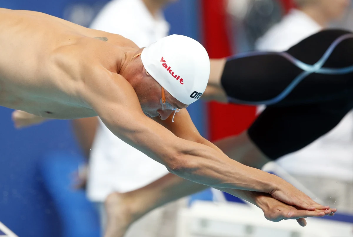 Polscy pływacy nie wywalczyli medali mistrzostw świata na dystansie 100 metrów motylkiem. Konrad Czerniak był szósty, a Paweł Korzeniowski siódmy. Tym samym Polacy przywiozą z mistrzostw w Kazaniu trzy krążki.