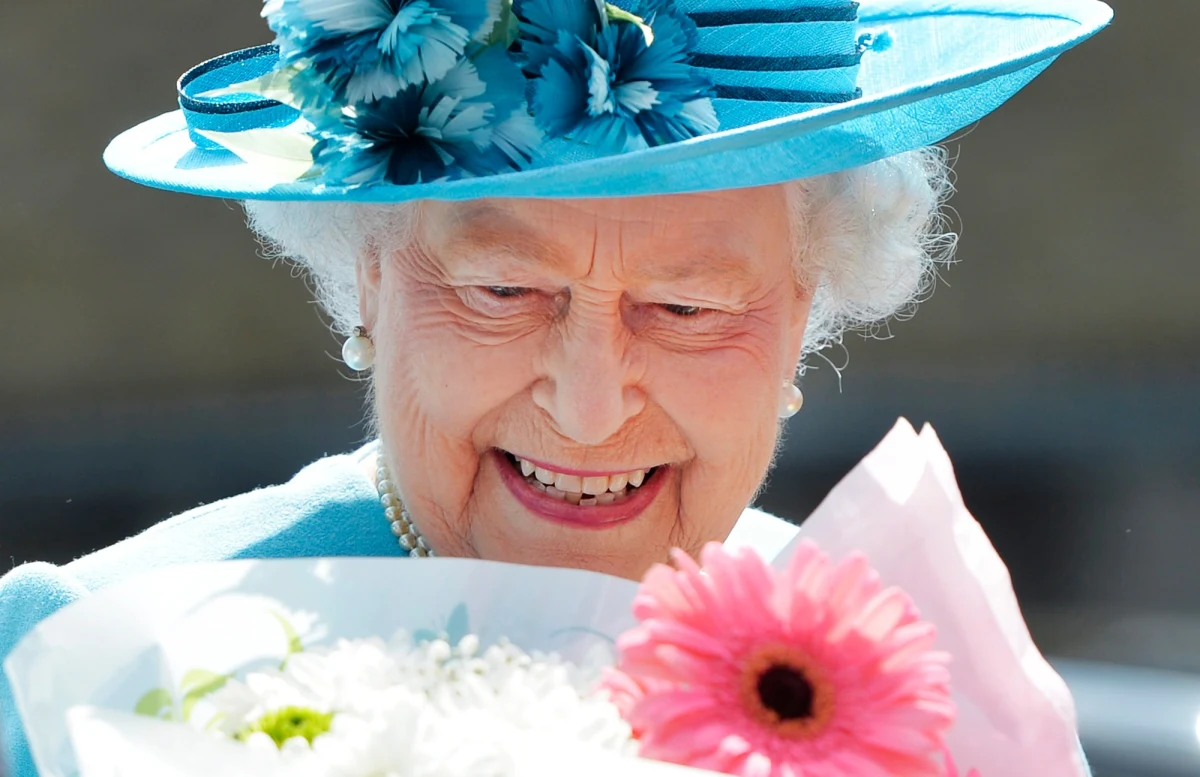 Dżihadyści planują zamach na Elżbietę II - twierdzi "Mail on Sunday". Według gazety, terroryści chcą zdetonować ładunek wybuchowy podczas zbliżających się obchodów 70. rocznicy pokonania Japonii. Uroczystości mają odbyć się w sobotę. 