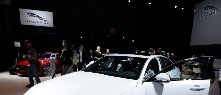 W Polsce nie powstanie fabryka luksusowych aut firmy Jaguar Land Rover. Naszą ofertę przebiła Słowacja. "Nie walczymy o inwestora za wszelką cenę" - skomentował przegraną Polski minister gospodarki Janusz Piechociński.