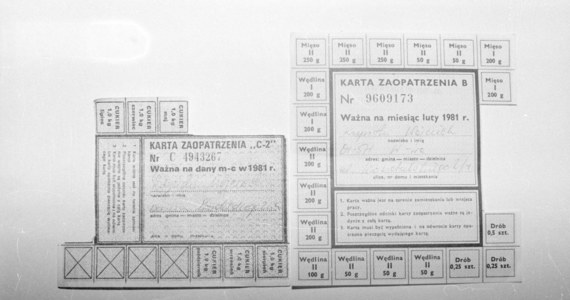 39 lat temu władze PRL wprowadziły kartki na cukier. Stało się to 12 sierpnia 1976 r., po czerwcowej nieudanej próbie podwyżki cen. Był powrót do reglamentacji artykułów pierwszej potrzeby po 20 latach przerwy. 