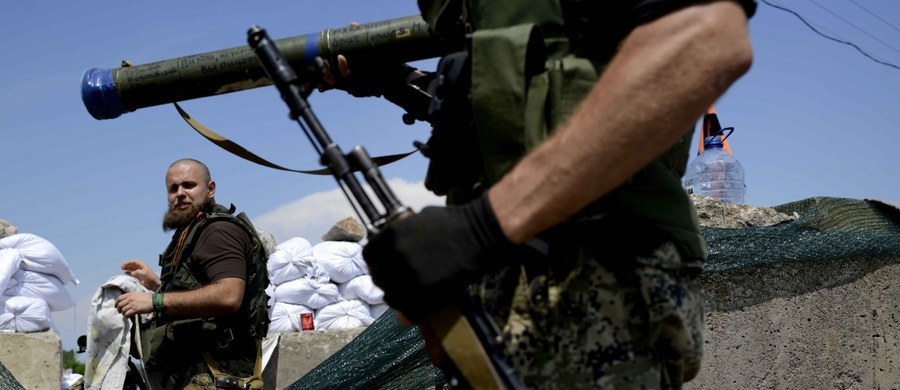 Zawieszono śledztwo w sprawie Polaka walczącego po stronie prorosyjskich separatystów w Donbasie. Jak dowiedział się reporter RMF FM, prokuratura wciąż nie jest w stanie potwierdzić, czy rzeczywiście Dariusz Lemański przebywa na Ukrainie i walczy przeciwko oddziałom wiernym Kijowowi. 