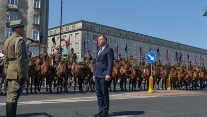 Andrzej Duda do żołnierzy: Jesteśmy z Was dumni. Pokazujecie wielkość Polski