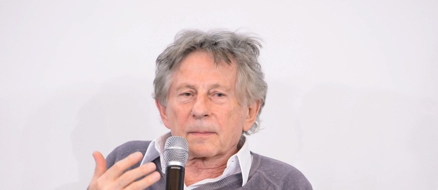 Do krakowskiego sądu, w którym toczy się postępowanie o stwierdzenie dopuszczalności ekstradycji do USA Romana Polańskiego, wpłynęły dokumenty z USA, o które wystąpił sąd - poinformowała Grażyna Rokita z biura prasowego Sądu Okręgowego w Krakowie. Dokumenty znajdują się w trzech tomach, liczą 408 stron. Są tam dokumenty oryginalne i przetłumaczone na język polski oraz kopie dla stron. Sąd zapoznaje się z tymi dokumentami. Prawdopodobnie w przyszłym tygodniu wyznaczy termin kolejnego posiedzenia.