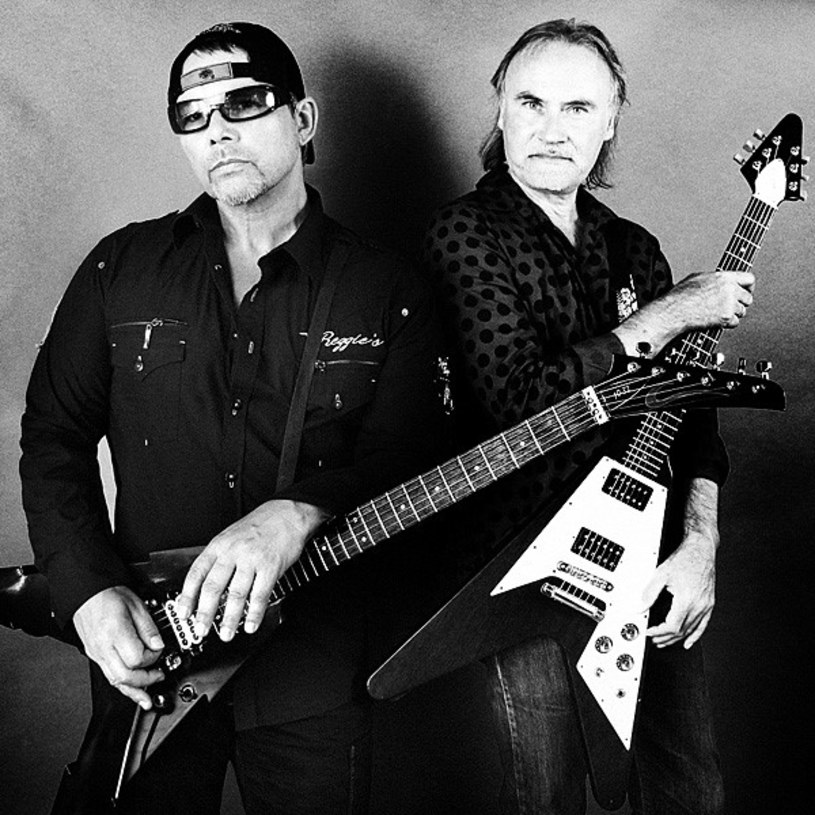 Legendarni duńscy gitarzyści Michael Denner i Hank Shermann przygotowali wspólny materiał "Satan’s Tomb". 