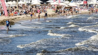 ​Zachodniopomorskie: Zimna woda w Bałtyku, na wielu plażach zakaz kąpieli