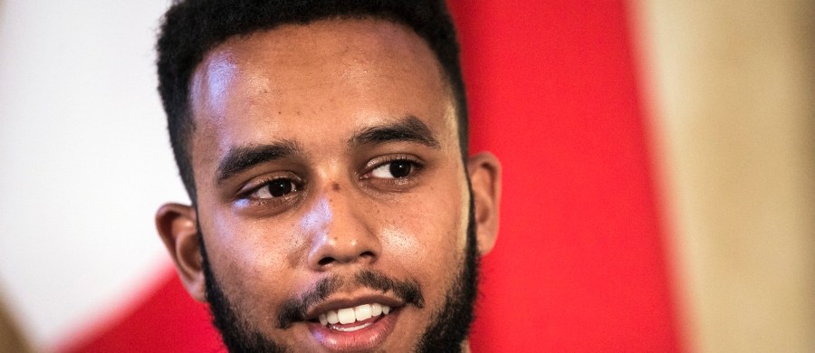 Prezydent Francji Francois Hollande odznaczył Legią Honorową trzech Amerykanów i Brytyjczyka. Mężczyźni w piątek obezwładnili uzbrojonego mężczyznę, który wsiadł do pociągu na trasie Amsterdam-Paryż.