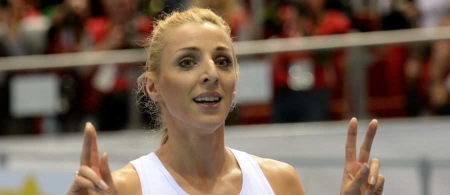 "Mam marzenia, natomiast nie chcę mówić, by nie zapeszyć" - stwierdziła w RMF FM Angelika Cichocka, która powalczy dziś o medal na lekkoatletycznych mistrzostwach świata w Pekinie. Polka wystąpi w finale biegu na 1500 metrów. 