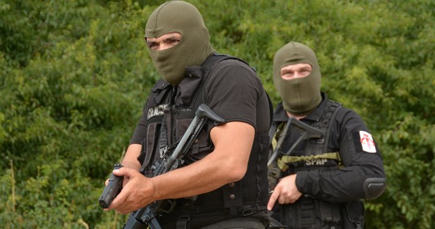 "Policjantki i policjanci": Wierna jak pies - Świat Seriali w INTERIA.PL