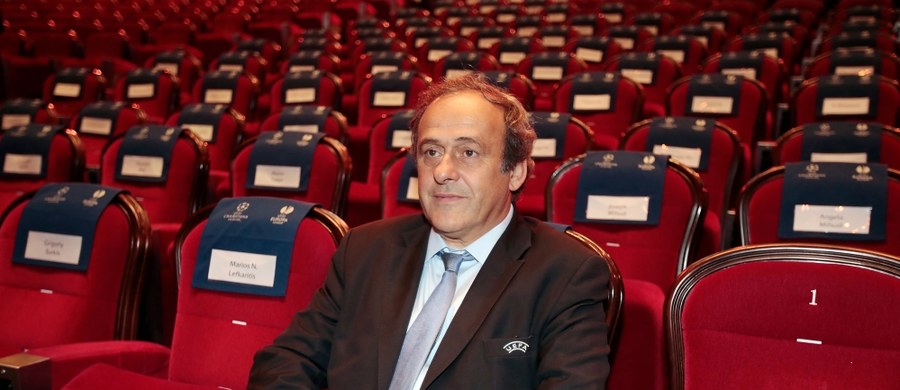 Michel Platini, prezydent Europejskiej Unii Piłkarskiej oświadczył, że nie będzie walczył o reelekcję. Francuz typowany jest na następcę Josepha Blattera w FIFA.