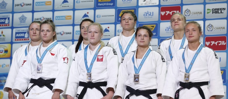 Polki srebrnymi medalistkami turnieju drużynowego mistrzostw świata w judo. W finale nasze zawodniczki musiały uznać wyższość jedynie Japonek.
