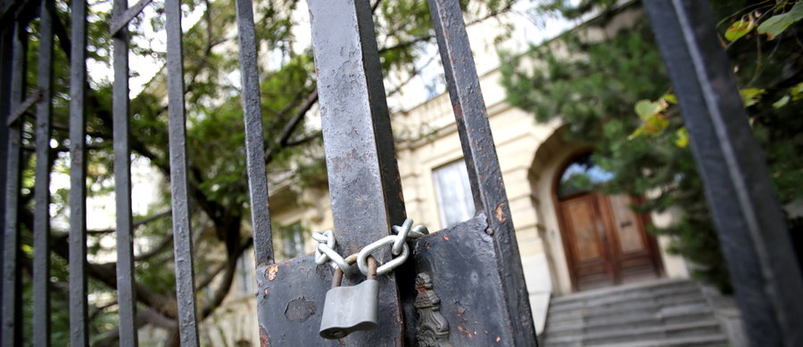 Serbia ma zapłacić łącznie około 40 mln zł spadkobiercom przedwojennych właścicieli budynku późniejszej ambasady za bezumowne jego użytkowanie. Sąd Okręgowy w Warszawie uwzględnił w większości pozew spadkobierców.