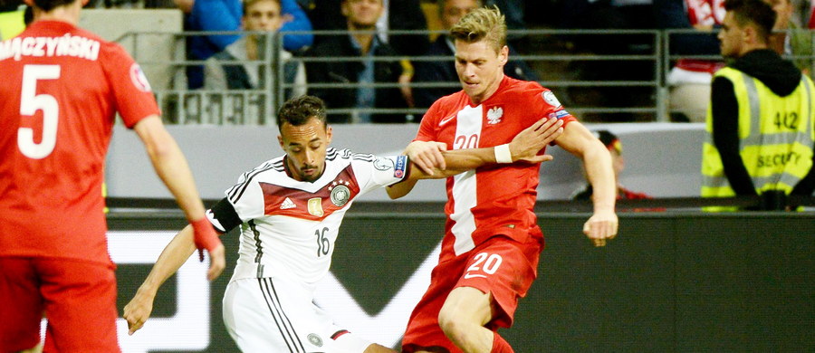 Łukasz Piszczek z powodu kontuzji będzie pauzował przez 10 dni - poinformował klub reprezentanta Polski, Borussia Dortmund. Prawy obrońca nabawił się urazu w piątkowym meczu eliminacji Euro 2016 z Niemcami (1:3).