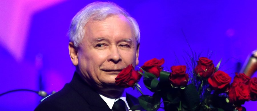 Prezes Prawa i Sprawiedliwości Jarosław Kaczyński został Człowiekiem Roku Forum Ekonomicznego w Krynicy-Zdroju. „Mam nadzieję, że ta nagroda jest symptomatyczna; jest symptomem pewnej zmiany, bardzo ważnej zmiany - że coś niedobrego w naszej historii, w naszym życiu publicznym, coś co trwało już wiele lat, kończy się, że wracamy do normalności” – powiedział były premier dziękując za wyróżnienie. 