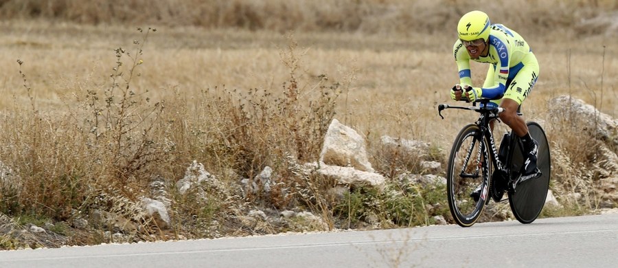 Holender Tom Dumoulin wygrał w Burgos 17. etap kolarskiego Vuelta a Espana - jazdę indywidualną na czas - i ponownie został liderem całego wyścigu. Świetnie spisał się Maciej Bodnar, który na etapie był drugi. Rafał Majka miał natomiast dopiero 17. wynik i spadł w klasyfikacji generalnej z trzeciego na czwarte miejsce.