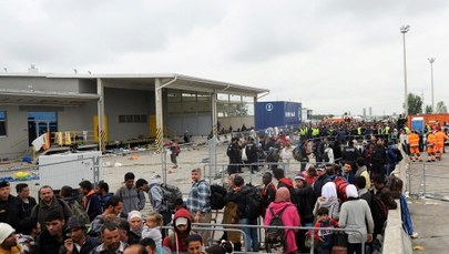 Kanclerz Austrii chce kar dla przeciwników kwot uchodźców