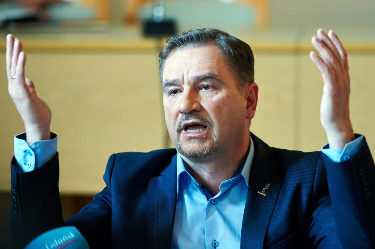 Ciąg dalszy sprawy rzekomych luksusowych wypoczynków Piotra Dudy. Głos zabrał Marcin Zdunek, były dyrektor solidarnościowego sanatorium "Bałtyk".