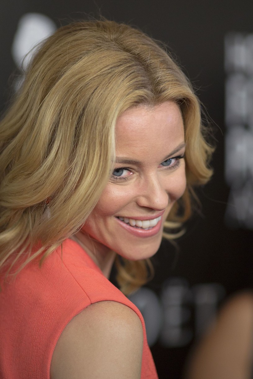 Elizabeth Banks, hollywoodzka aktorka i reżyserka komedii muzycznej "Pitch Perfect 2", zamierza wyprodukować nową wersję kultowych "Aniołków Charliego".