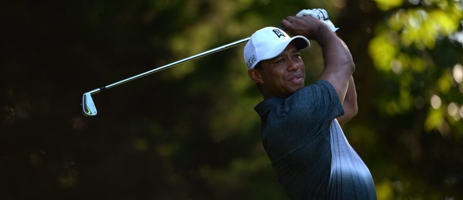 Tiger Woods przeszedł kolejną już operację kręgosłupa. Słynny amerykański golfista nie zagra do końca 2015 roku.