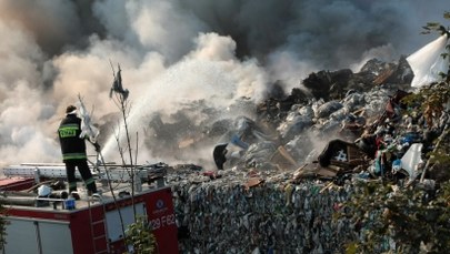 Pożar sortowni śmieci: Są wyniki badań powietrza, nie będzie dalszej ewakuacji